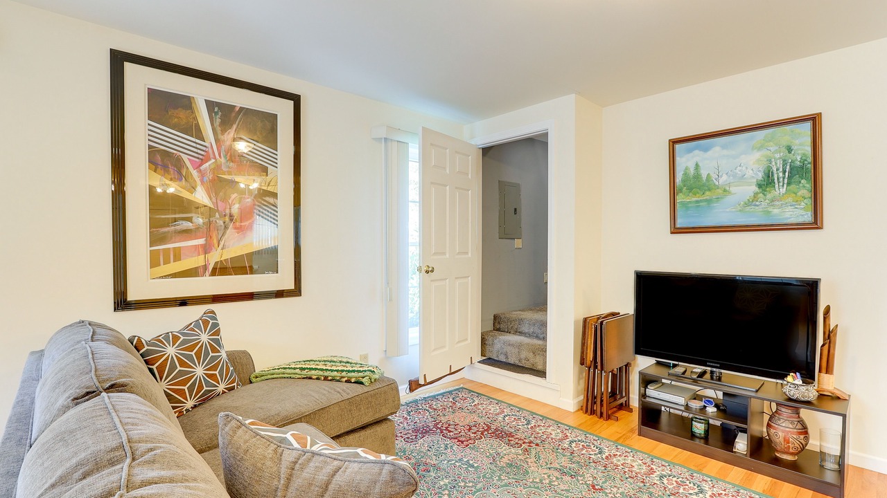 Photo of Livingroom in Chester Center