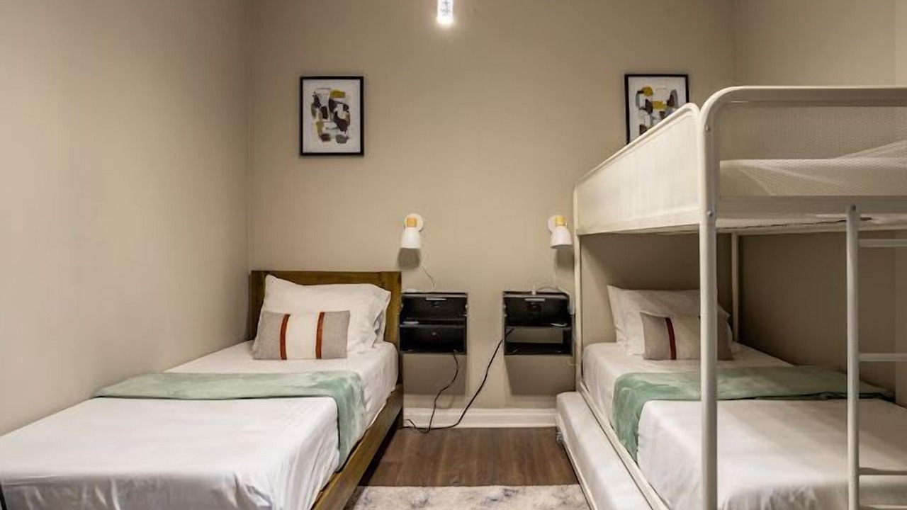 Photo of Bedroom in Uptown