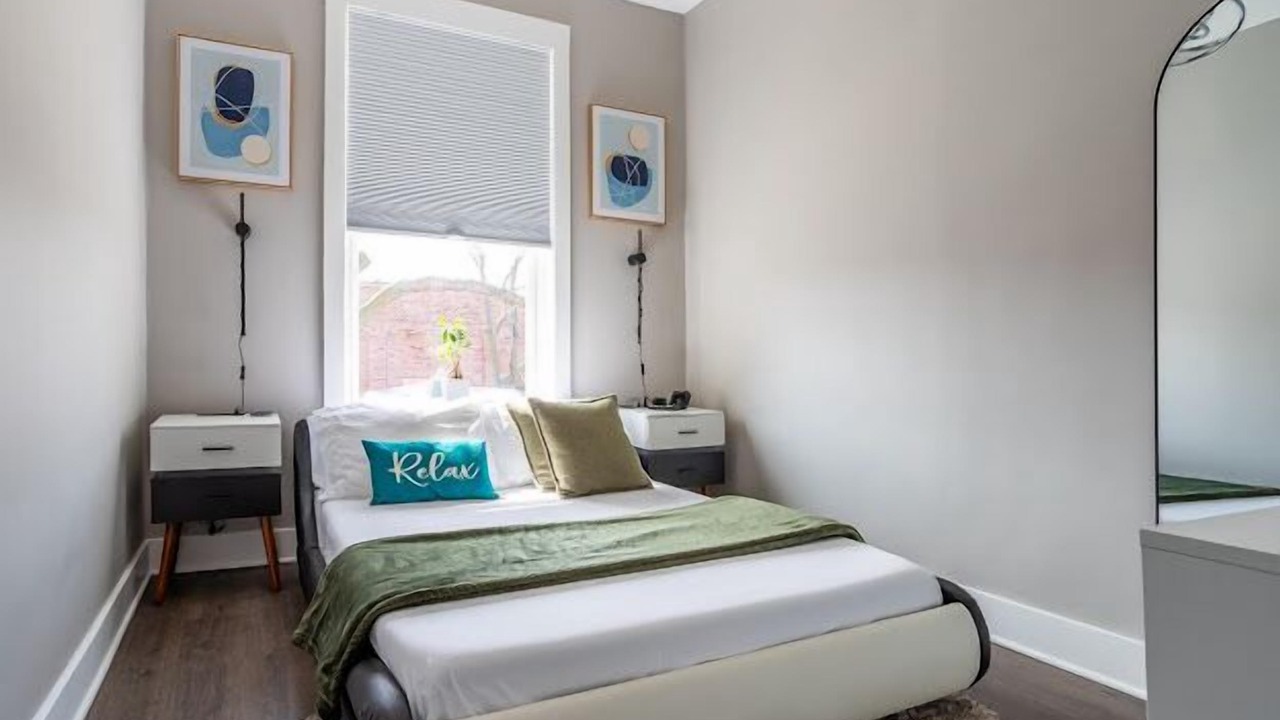 Photo of Bedroom in Uptown