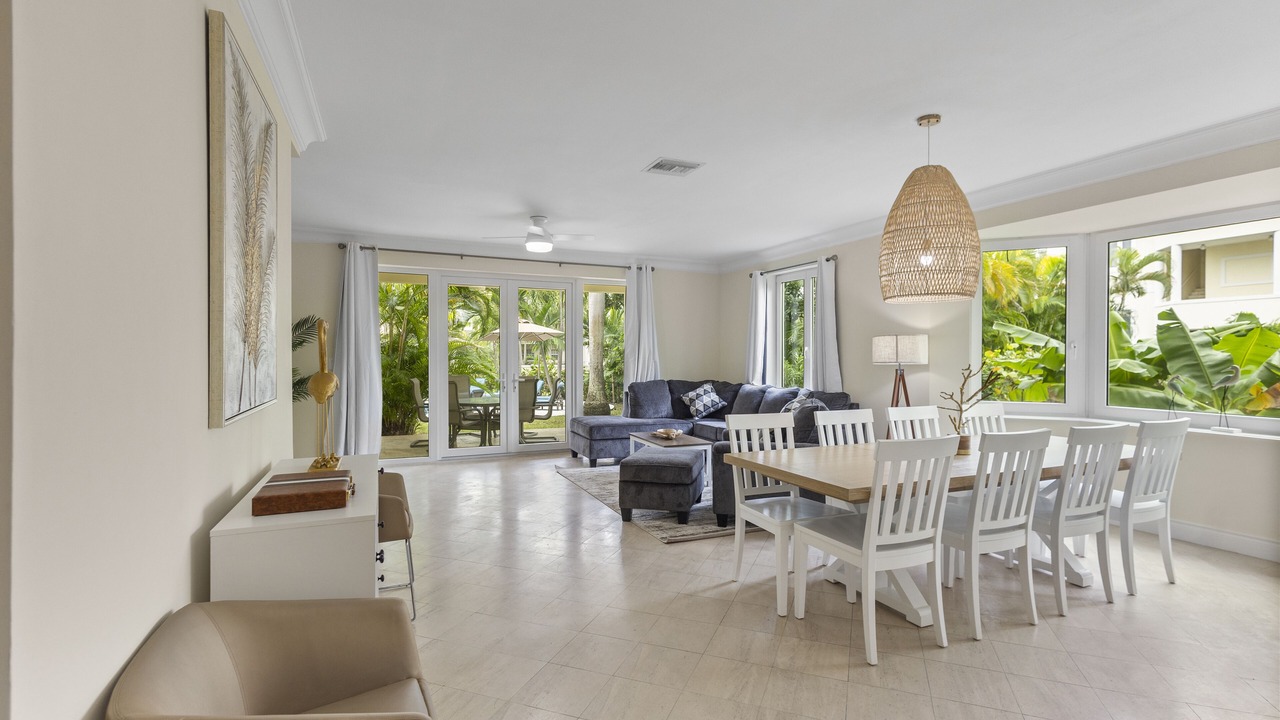 Photo of Bedroom in Paradise Island
