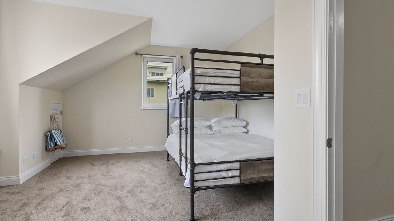 Photo of Bedroom in Paradise Island