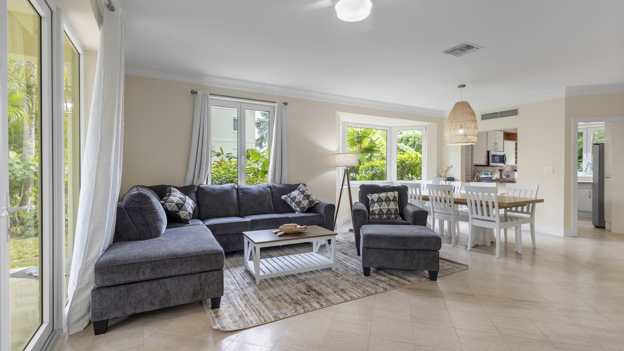 Photo of Bedroom in Paradise Island