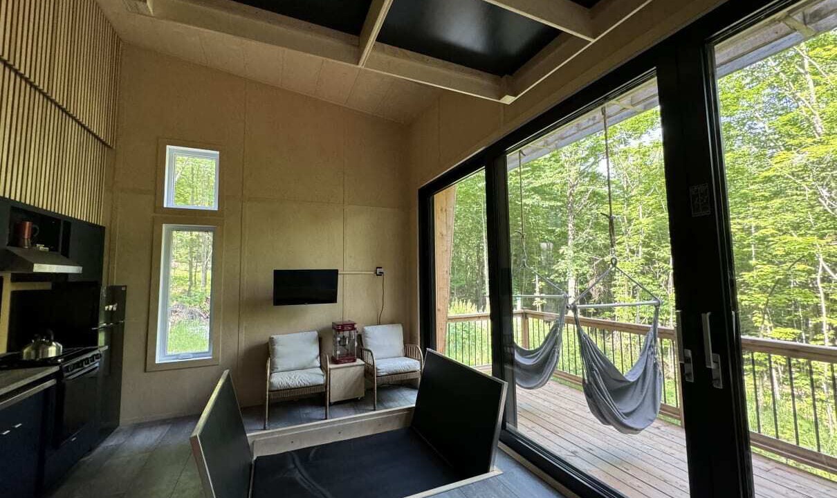 Photo of Livingroom in Eastman