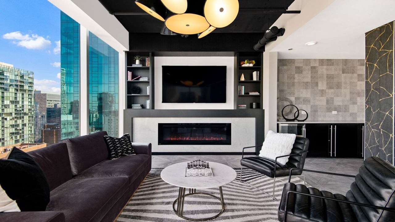 Photo of Livingroom in Streeterville