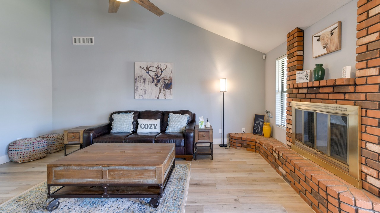 Photo of Livingroom in Mesa