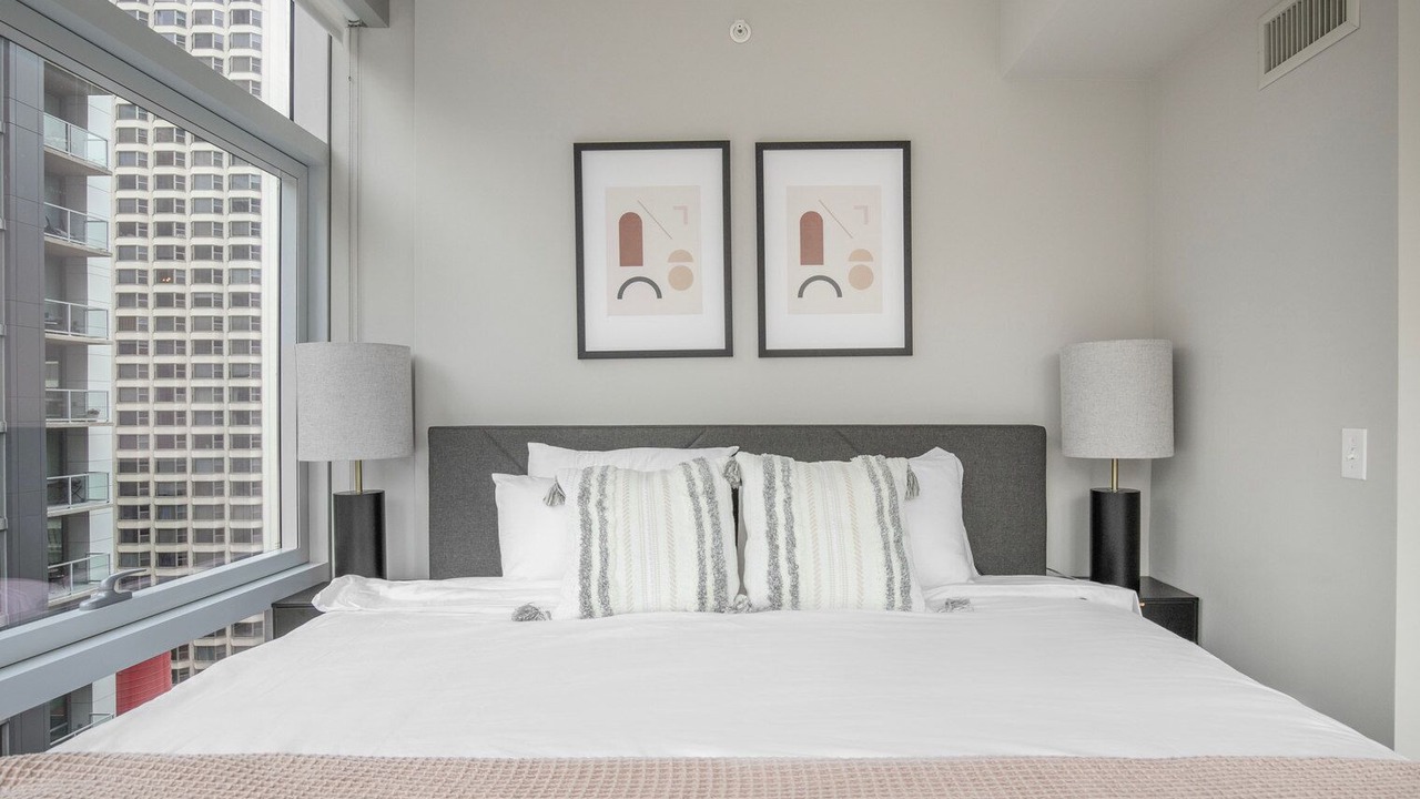 Photo of Bedroom in Streeterville