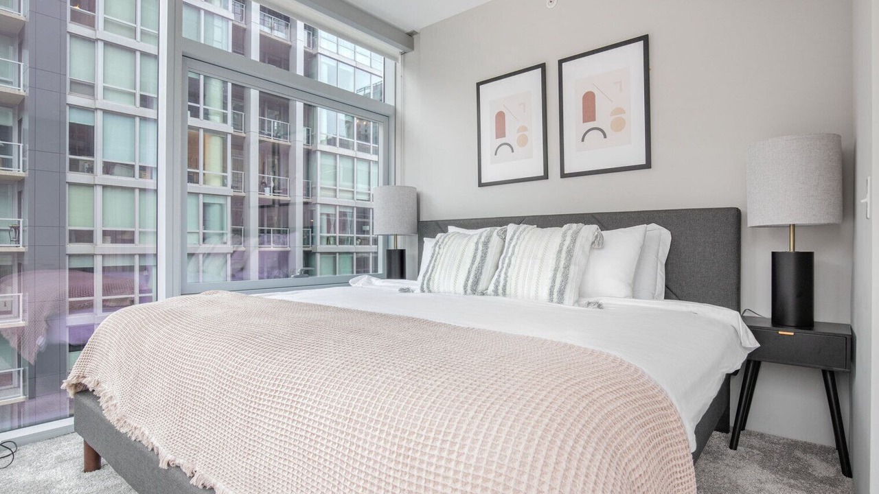 Photo of Bedroom in Streeterville