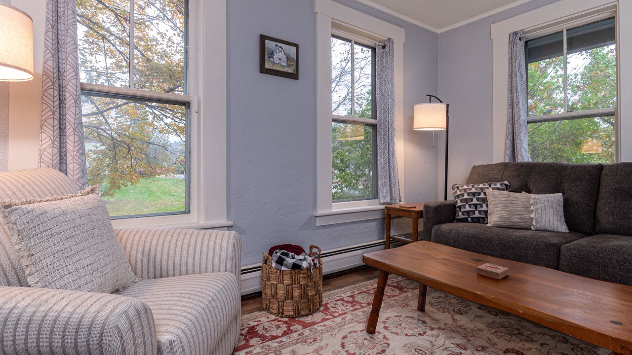 Photo of Livingroom in Chester Depot