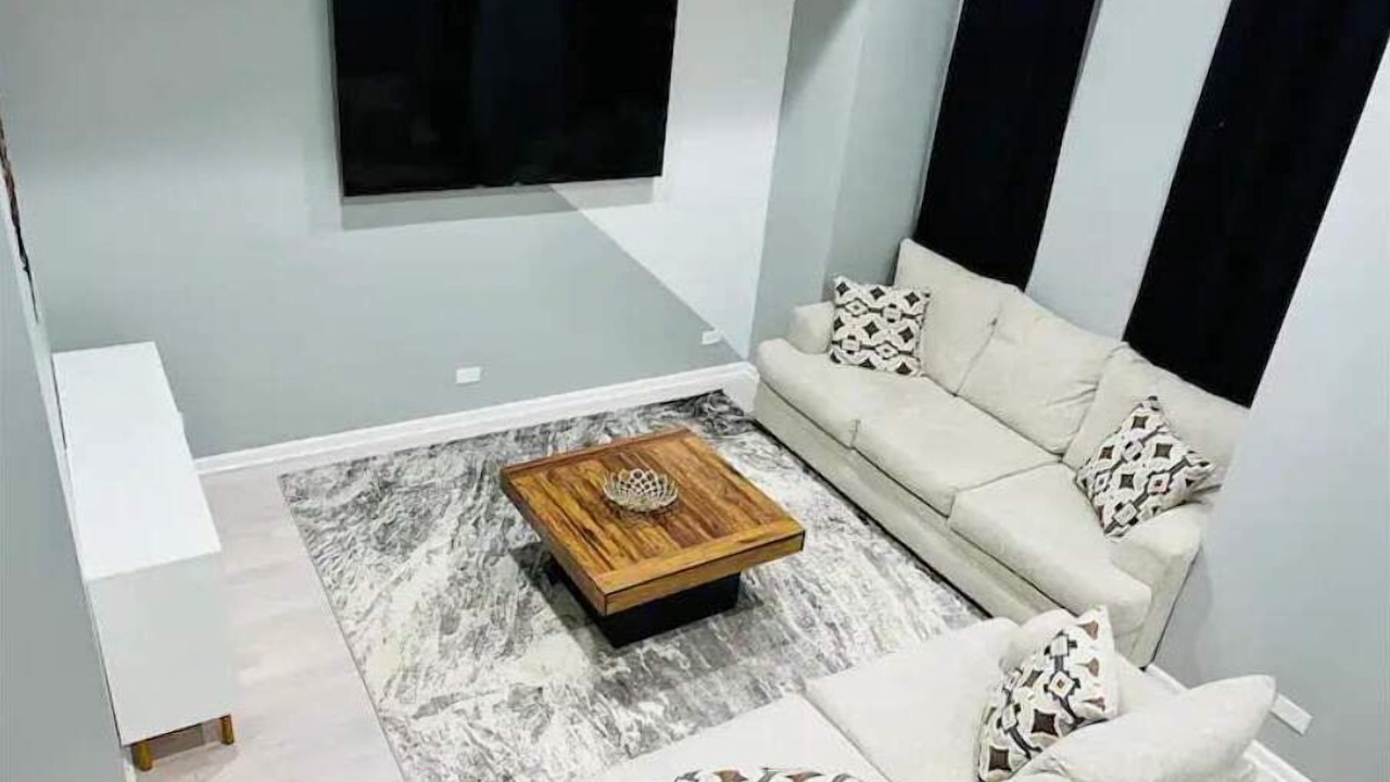 Photo of Livingroom in Little Village