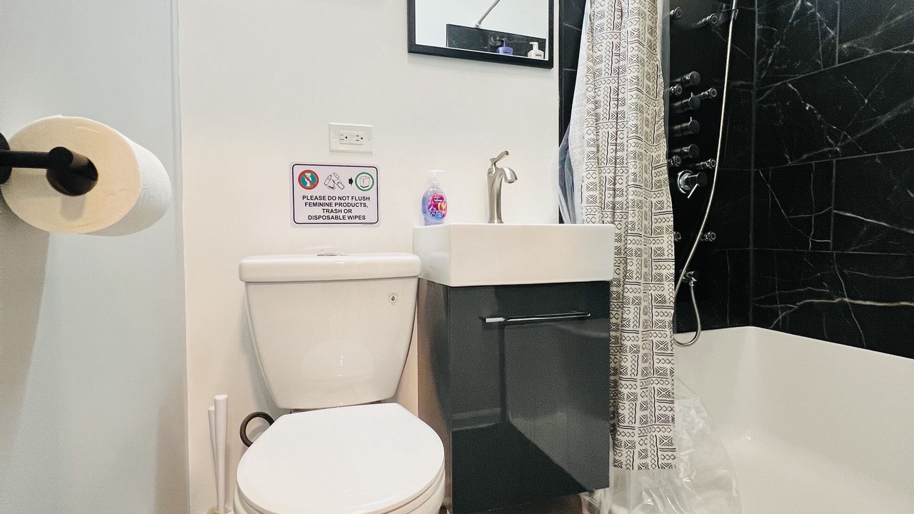 Photo of Bathroom in Little Village