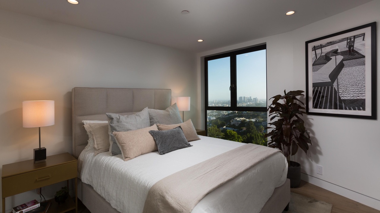 Photo of Bedroom in Hollywood Hills West