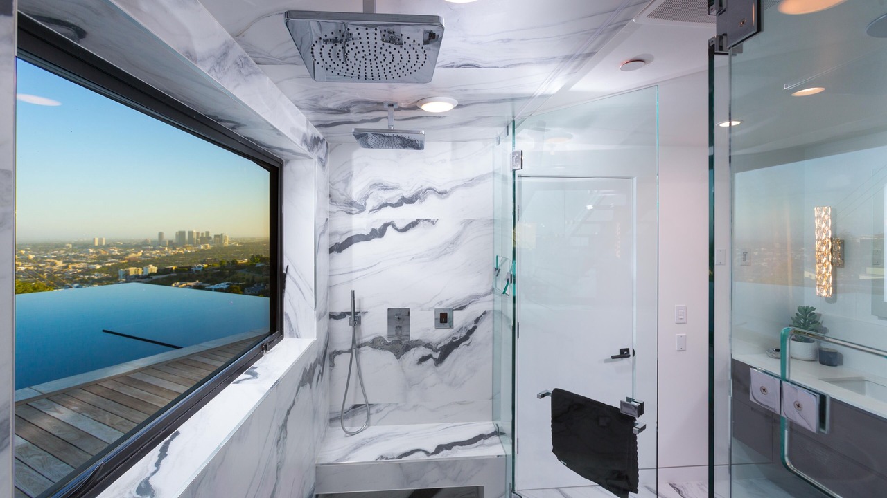 Photo of Bathroom in Hollywood Hills West