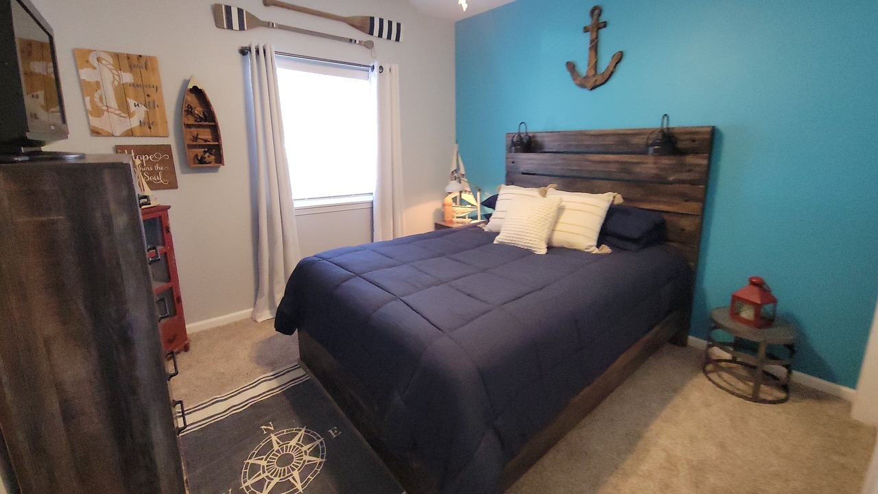 Photo of Bedroom in Camdenton