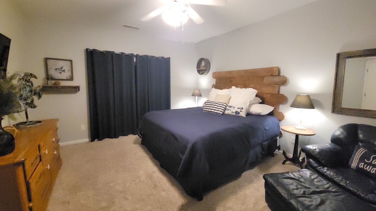 Photo of Bedroom in Camdenton