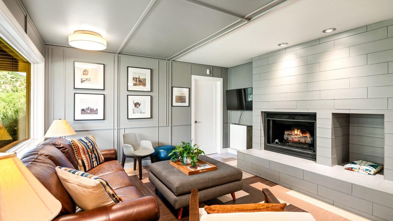 Photo of Livingroom in Snowmass
