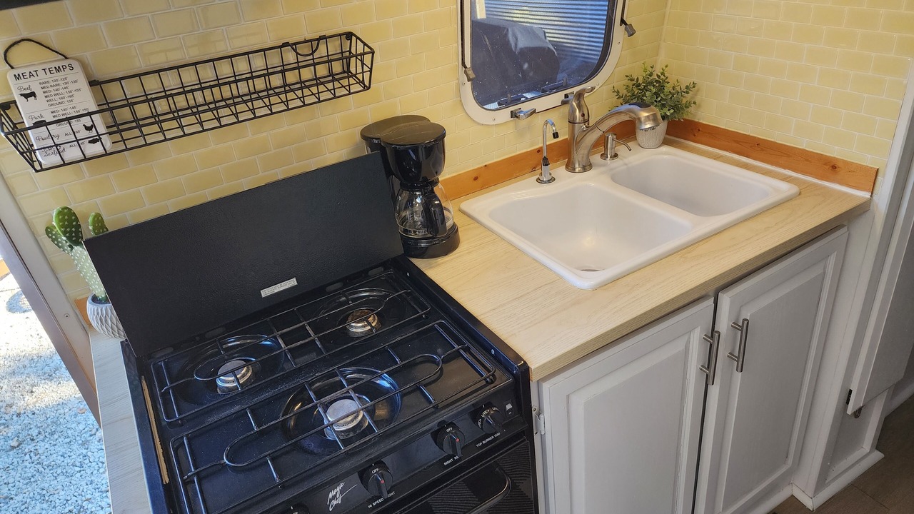 Photo of Kitchen in Castaic