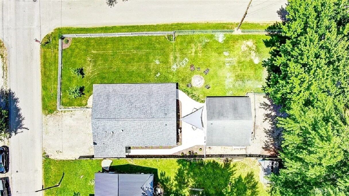 Photo of Outdoor in Lakeview