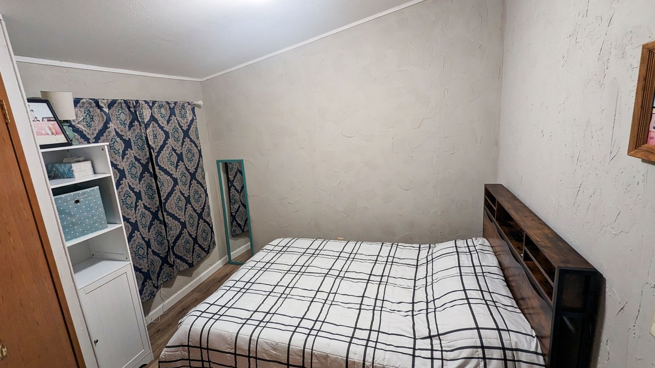 Photo of Bedroom in Lakeview