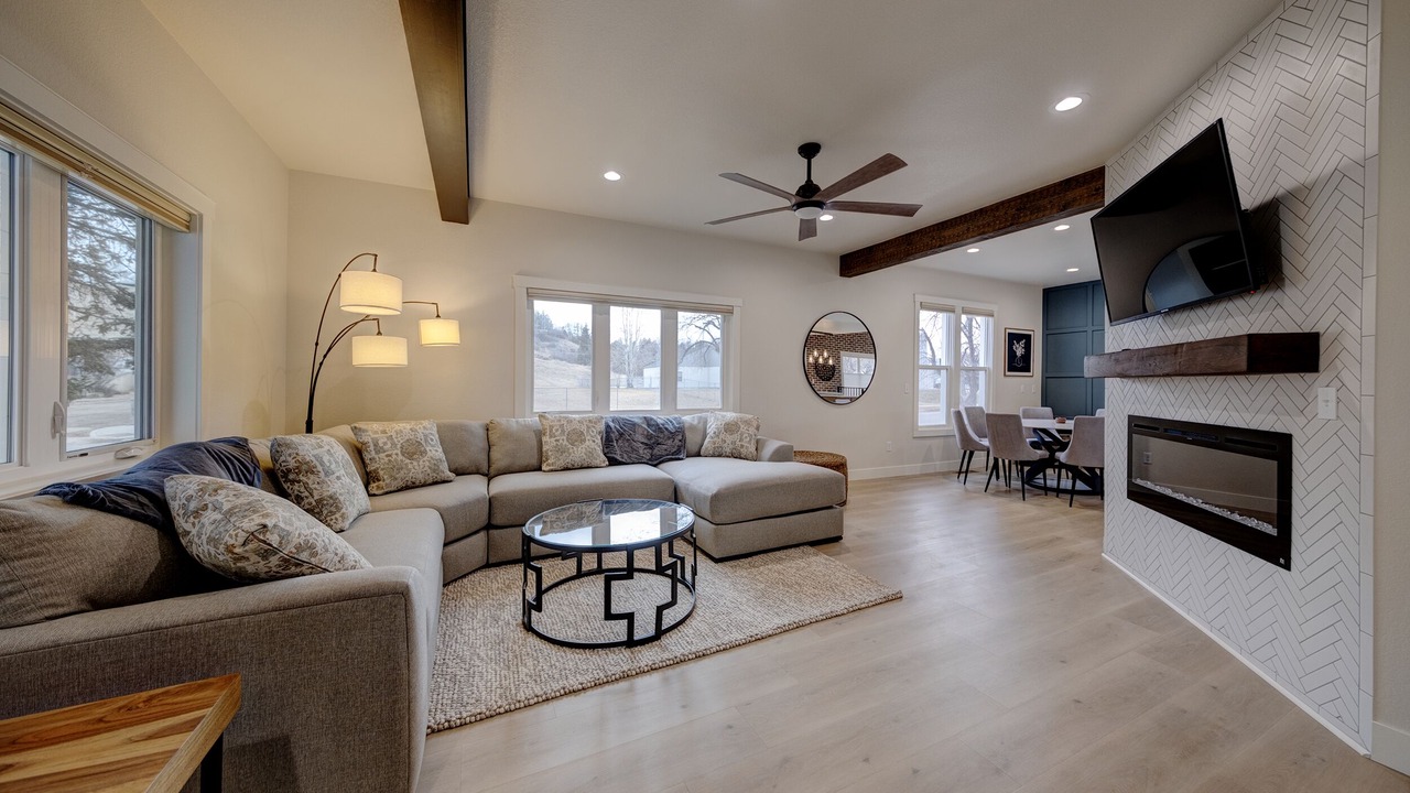Photo of Livingroom in Sheridan