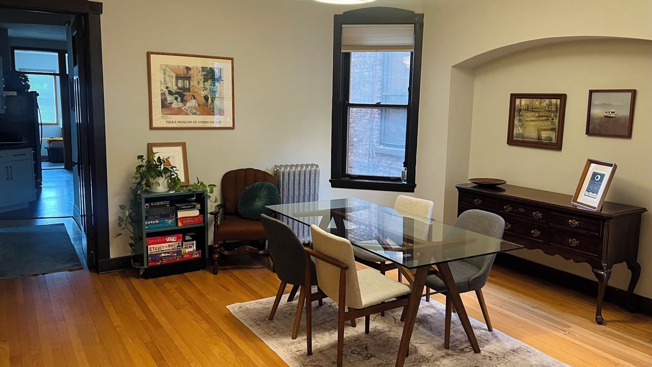 Photo of Bedroom in Andersonville