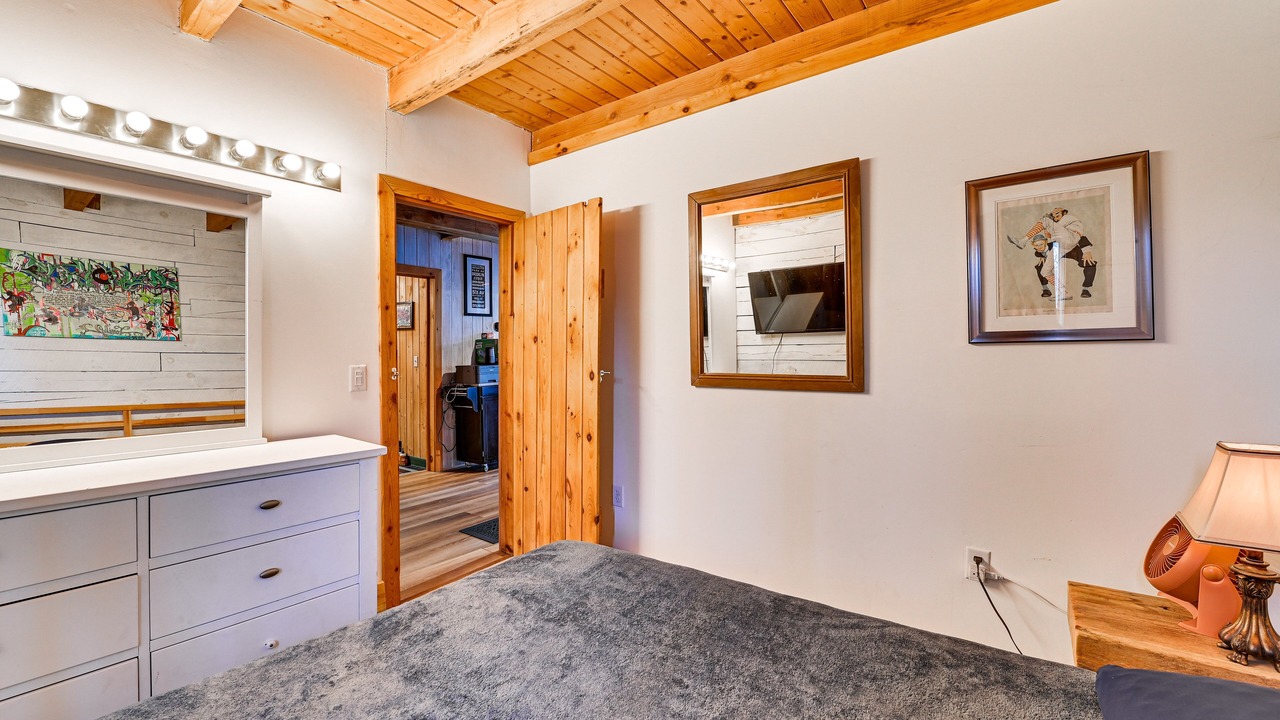 Photo of Bedroom in Newtonville