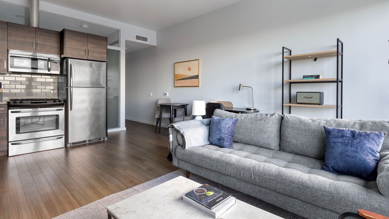 Photo of Livingroom in Civic Center