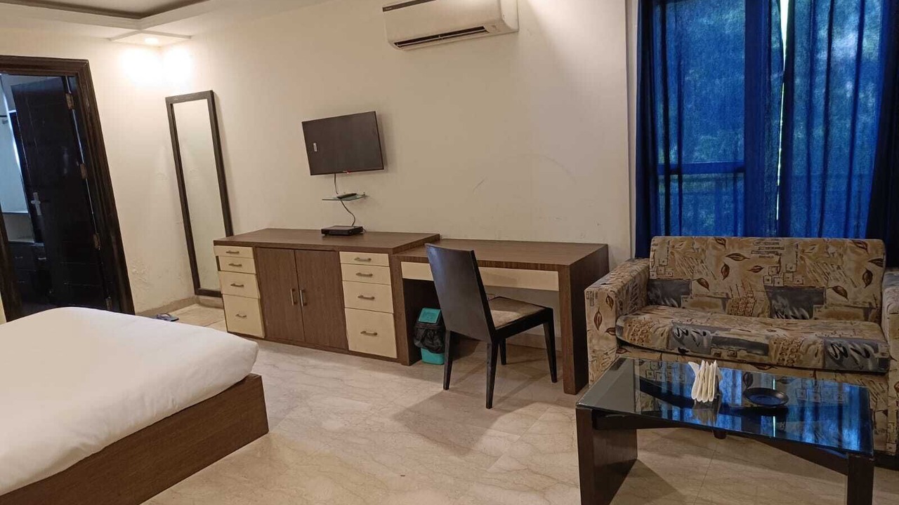 Photo of Bedroom in Greater Kailash I