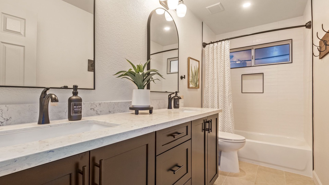 Photo of Bathroom in Foothills