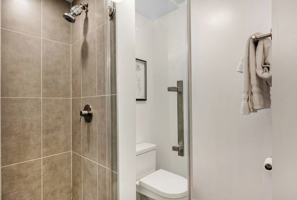 Photo of Bathroom in Printers Row