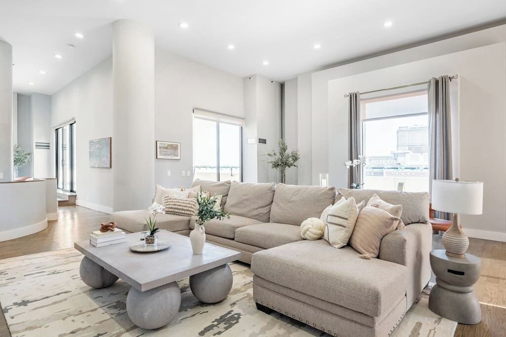Photo of Livingroom in Printers Row