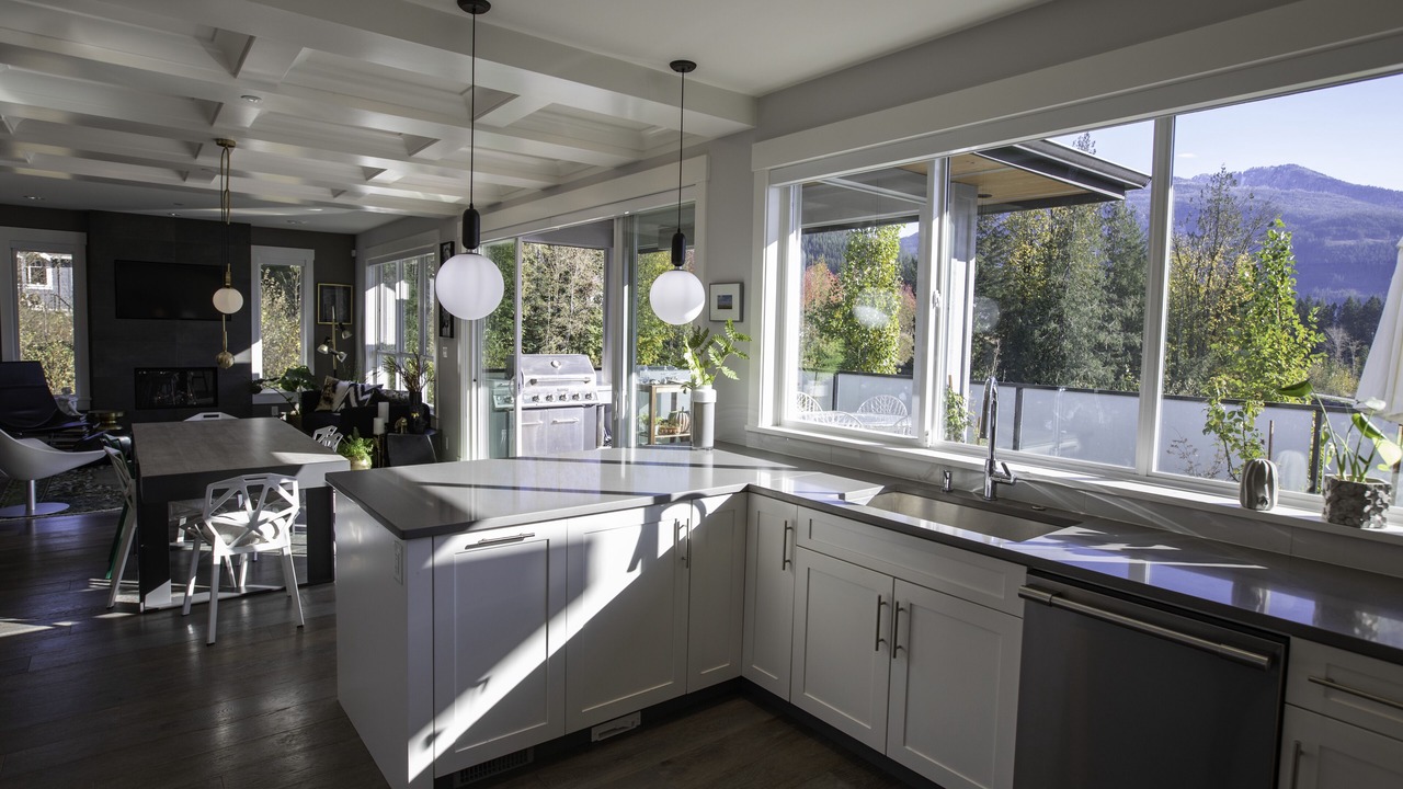 Photo of Kitchen in Garibaldi Highlands