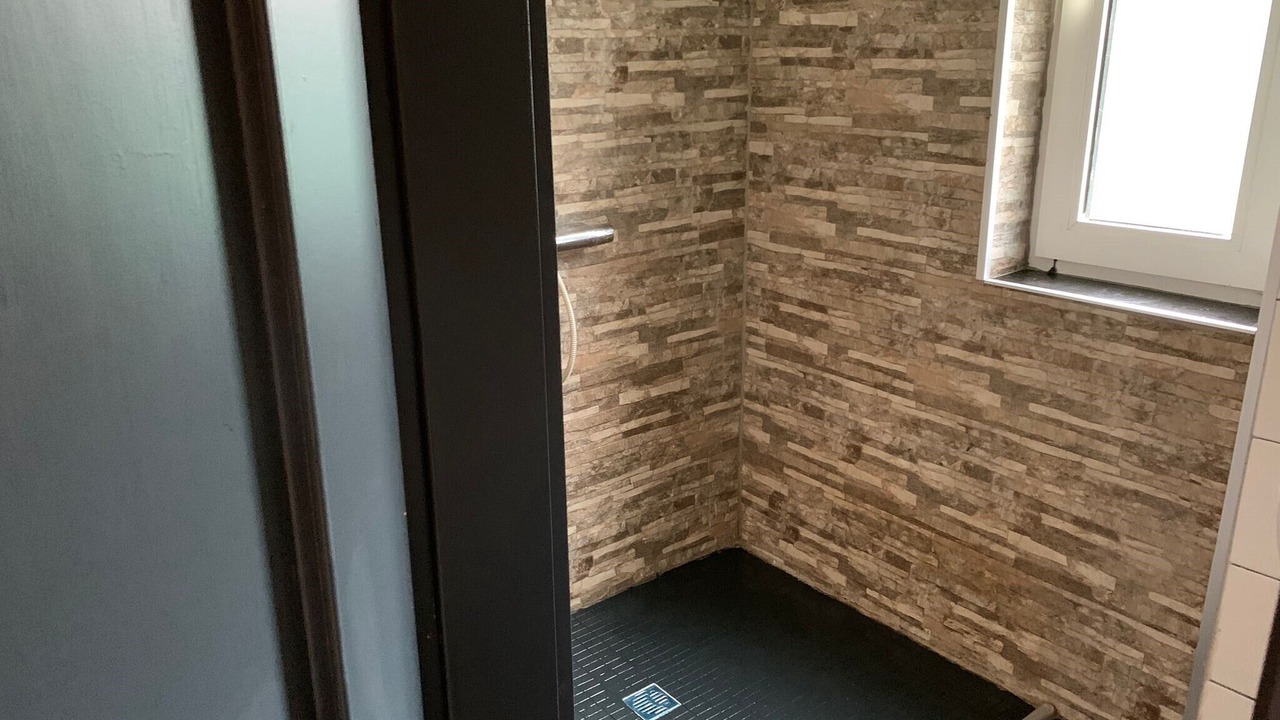 Photo of Bathroom in Leezdorf