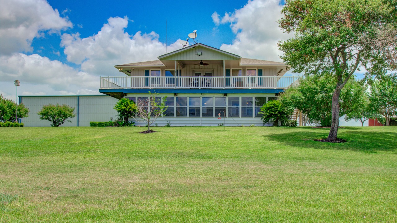 Photo of Outdoor in Alvin