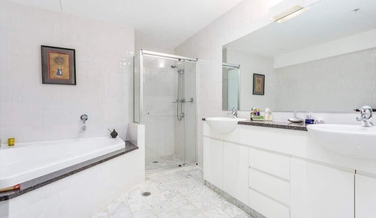 Photo of Bathroom in Woolloomooloo