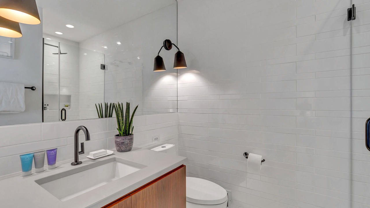 Photo of Bathroom in Old Lyme