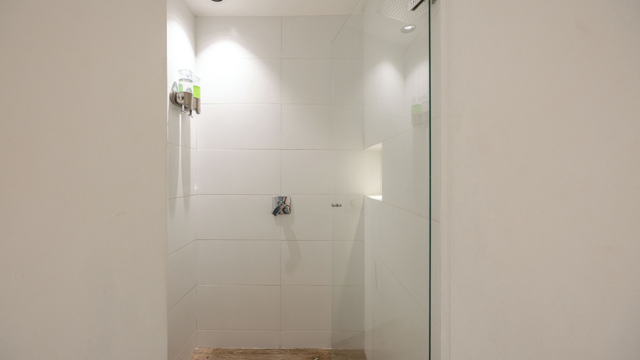Photo of Bathroom in La Florida