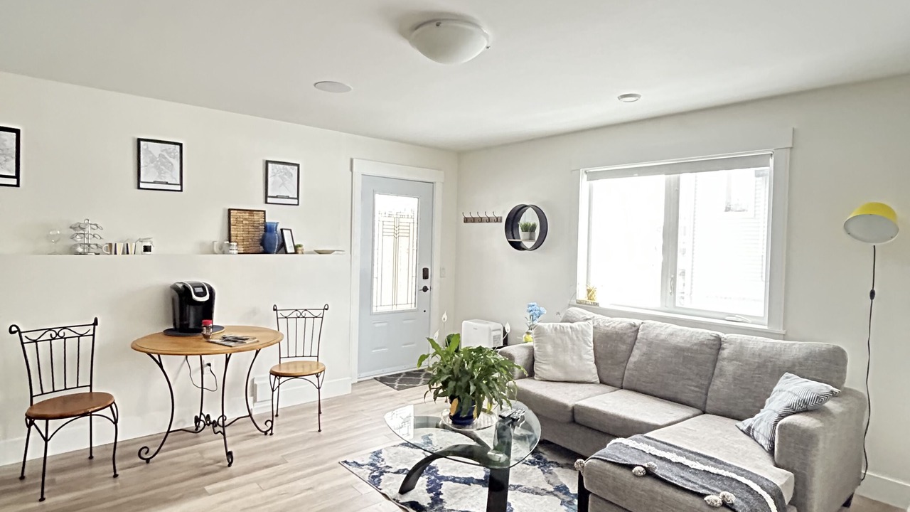 Photo of Livingroom in Halifax