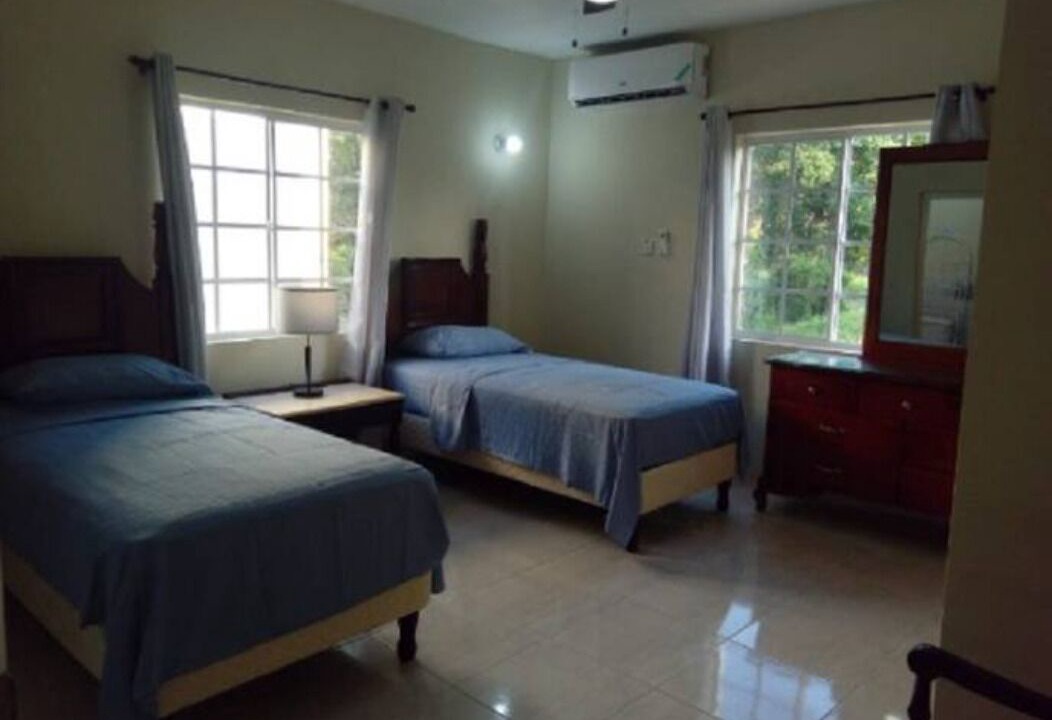 Photo of Bedroom in IronShore Estates