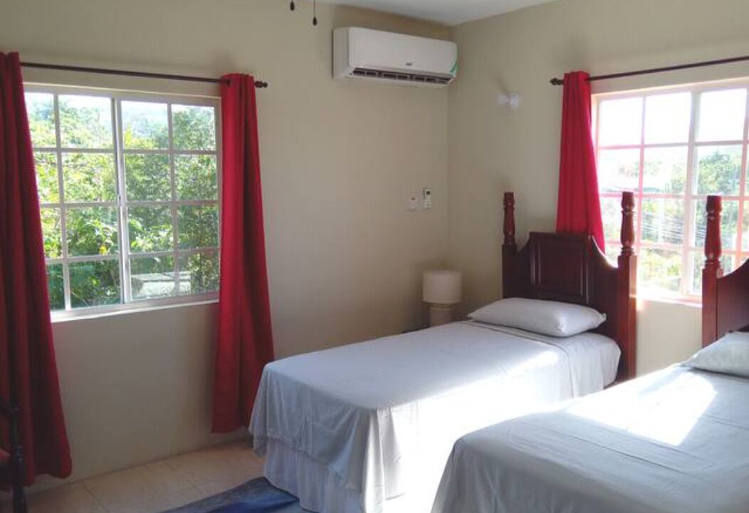 Photo of Bedroom in IronShore Estates