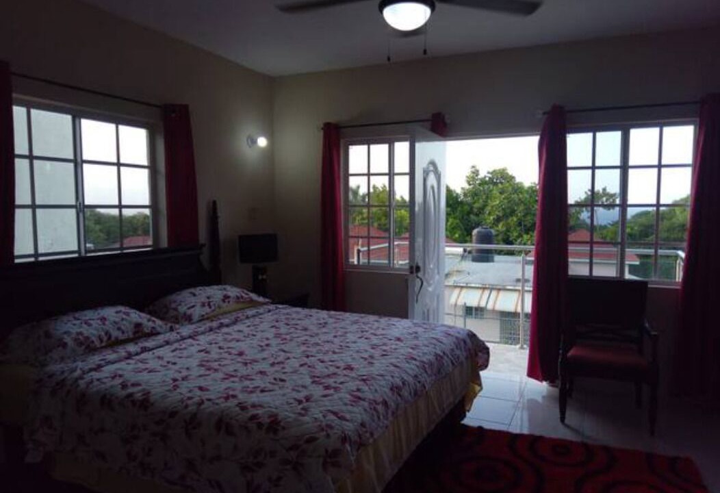 Photo of Bedroom in IronShore Estates
