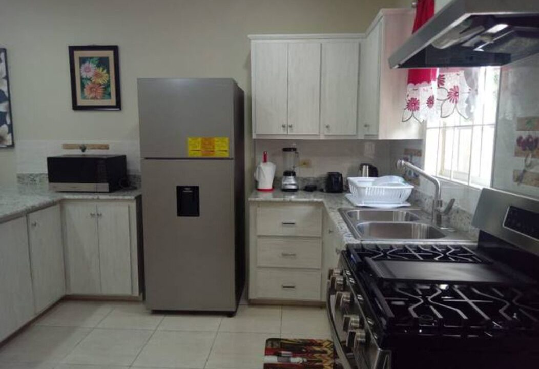 Photo of Kitchen in IronShore Estates