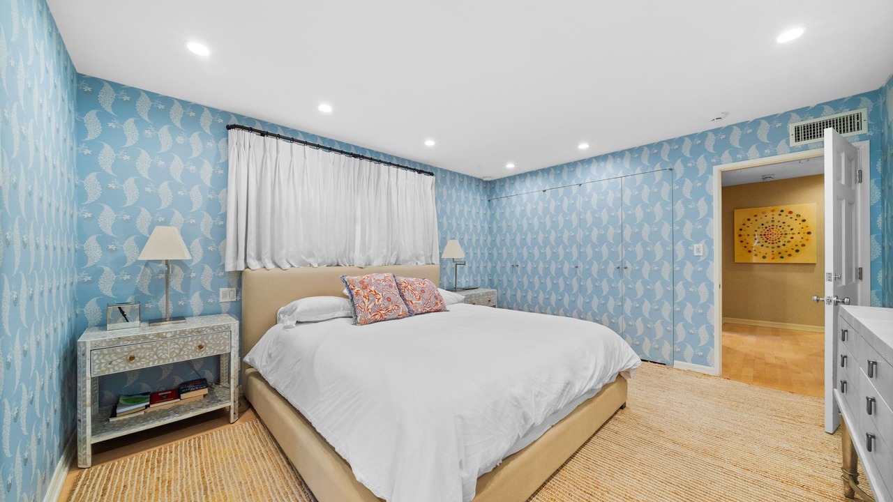 Photo of Bedroom in Mar Vista