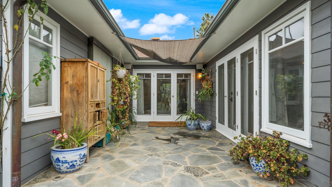 Photo of Outdoor in Mar Vista