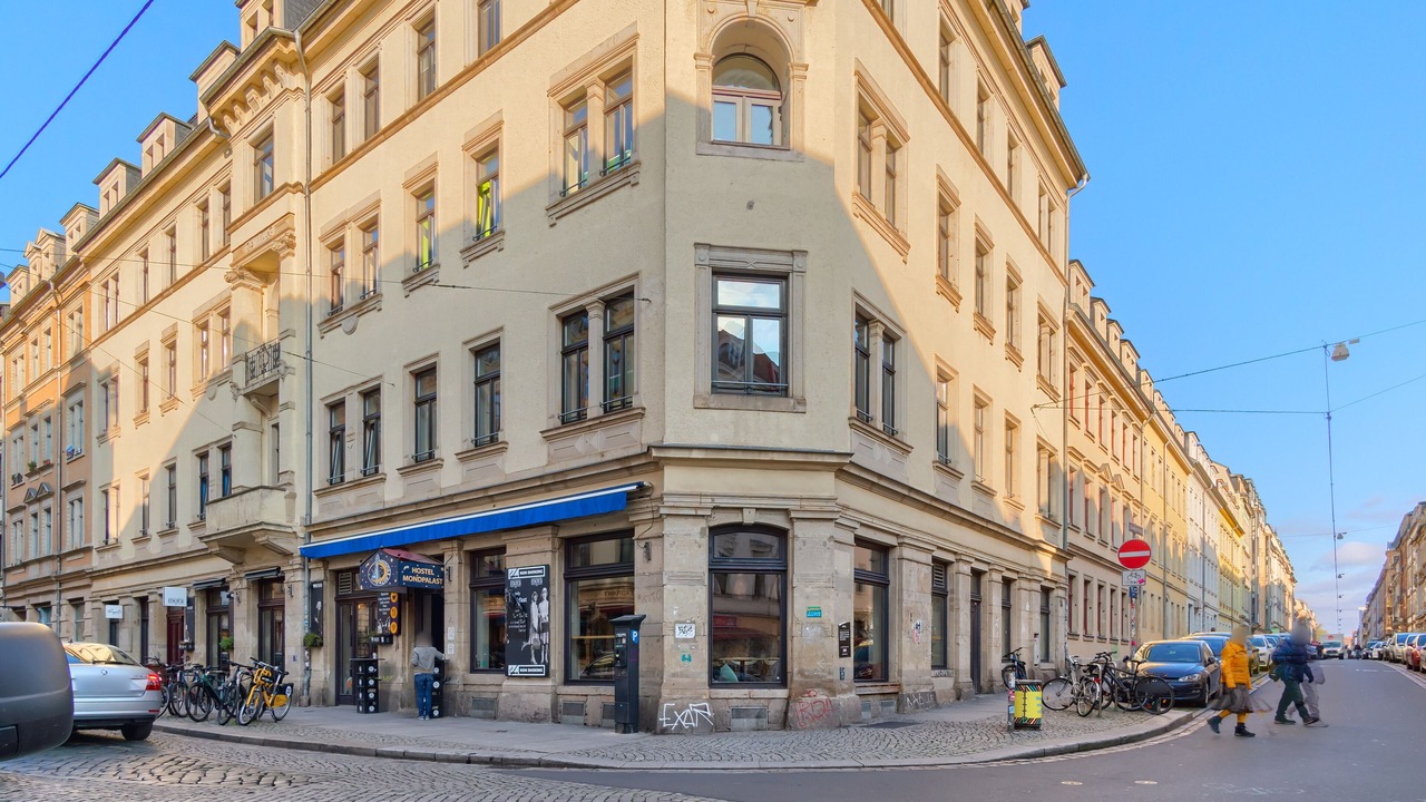 Photo of Others in Outer Neustadt