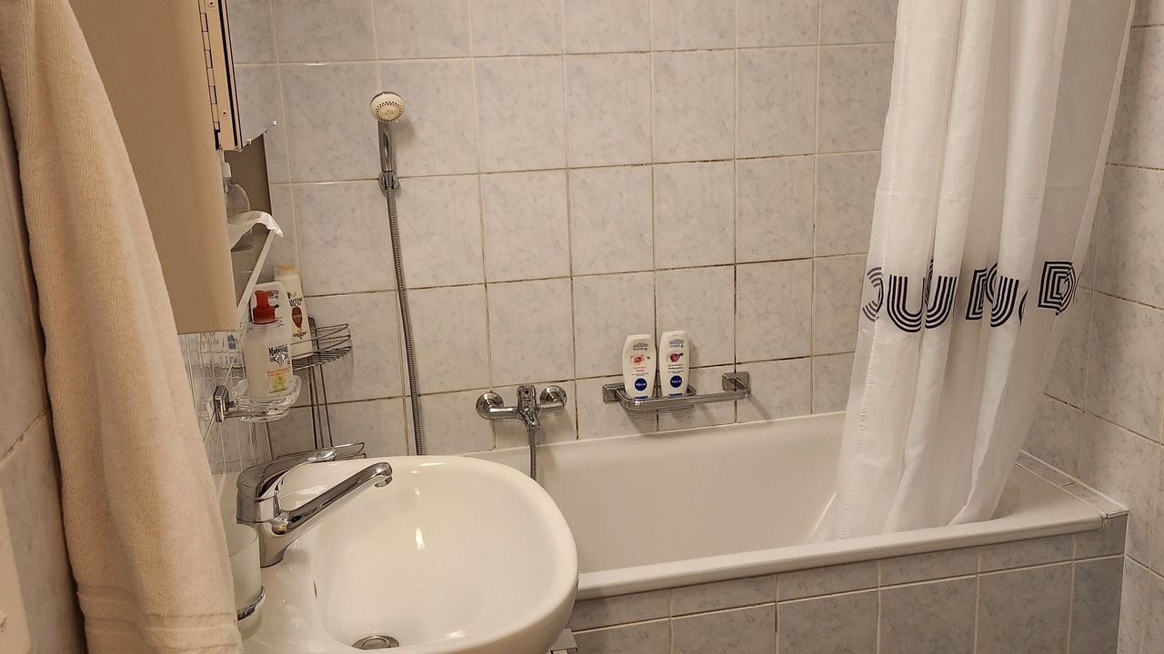 Photo of Bathroom in Saint-Jean and Charmilles
