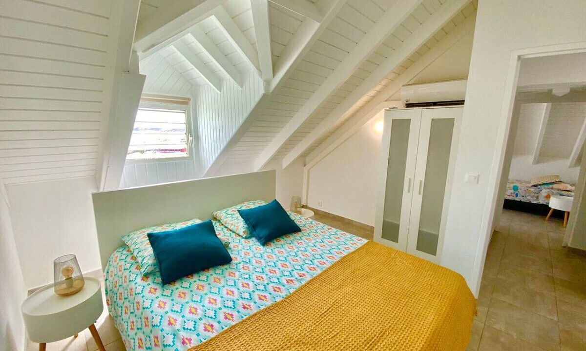 Photo of Bedroom in Oyster Pond