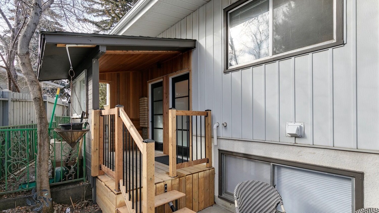 Photo of Patio Balcony in Northwest Calgary