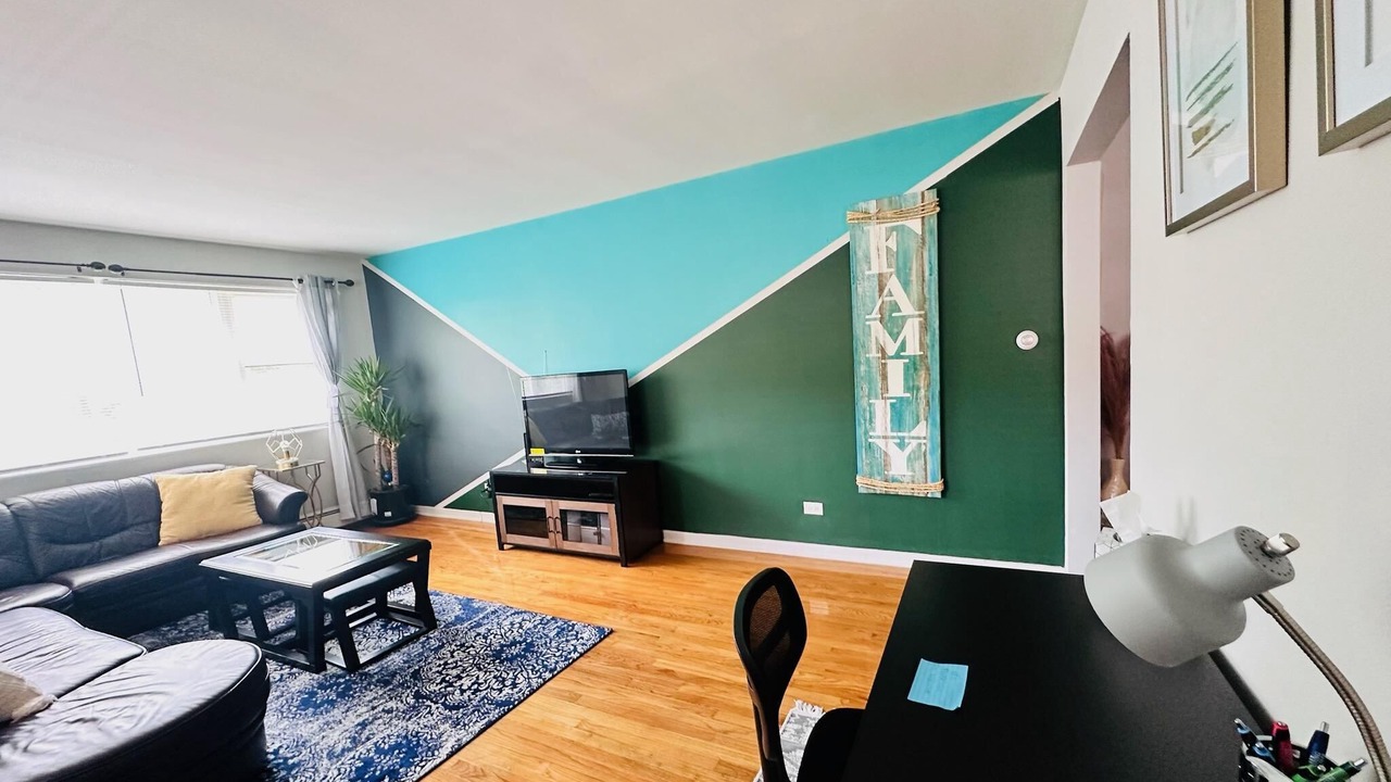 Photo of Livingroom in Rogers Park
