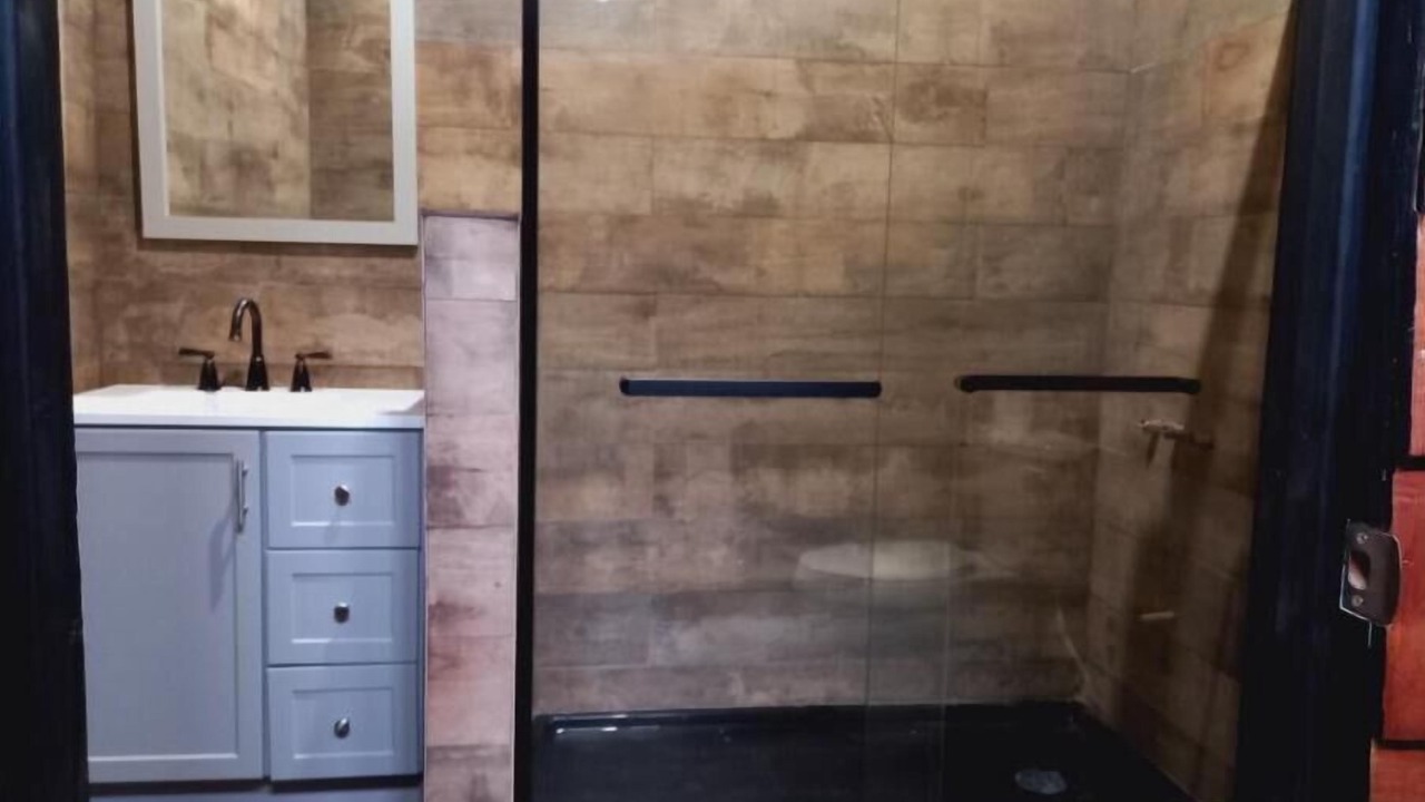 Photo of Bathroom in Gordon Town