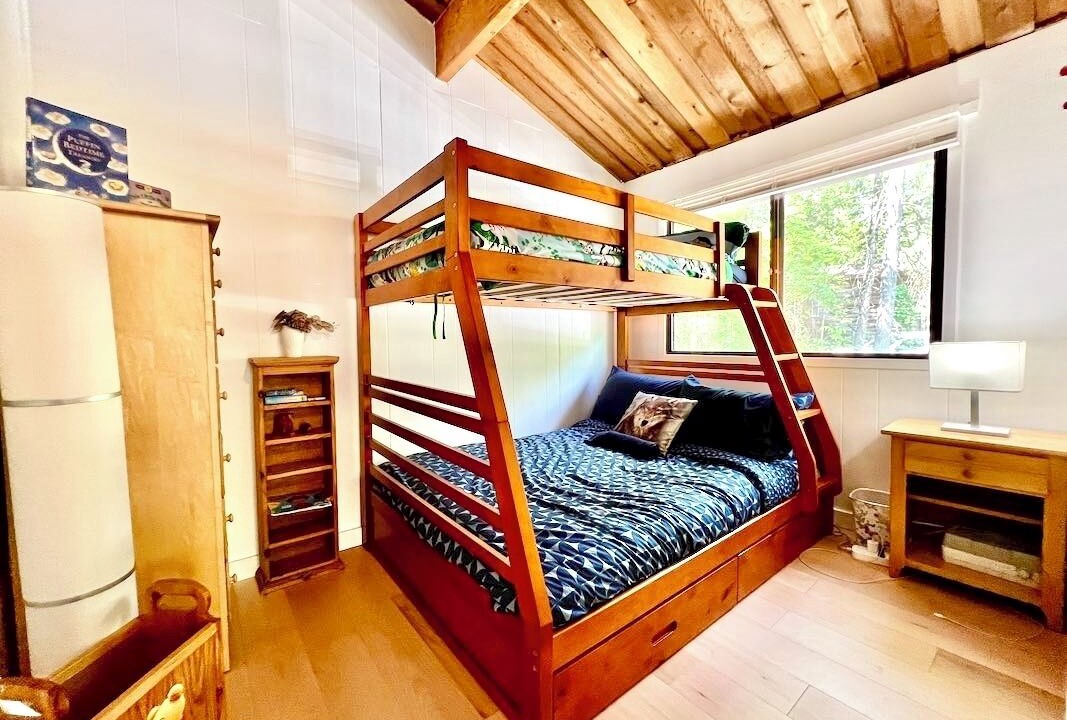 Photo of Bedroom in Victoria Road